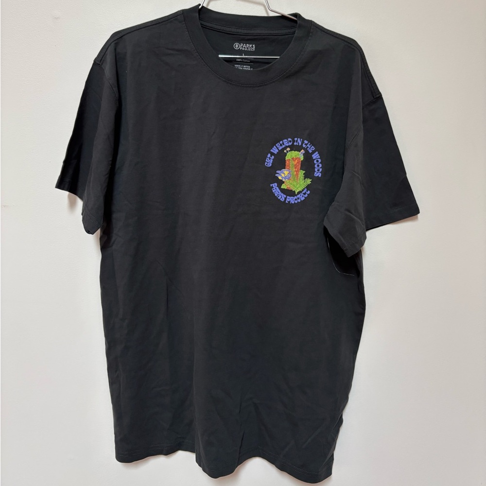 NWOT Urban Outfitters Parks Project Weird In The Woods Graphic Tee Size Large - Picture 3 of 13